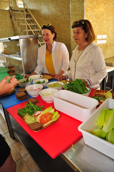 Edde Sands Wellness Cooking Class